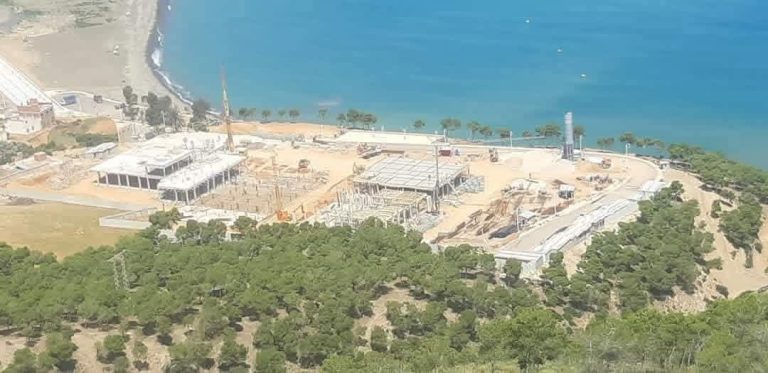 مصحة النهار بالجبهة.. مشروع ملكي عالق منذ سنوات يضاعف معاناة ساكنة تبحث عن حقها في العلاج