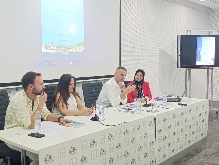 مكتبة سبتة تحتضن حفل تقديم كتاب “محادثات سرية حول طنجة” لعبد الخالق النجمي