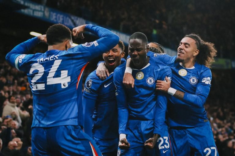 تشيلسي بعشرة لاعبين يصعق أرسنال… ديربي ناري ينتهي بتعادل بطعم الانتصار