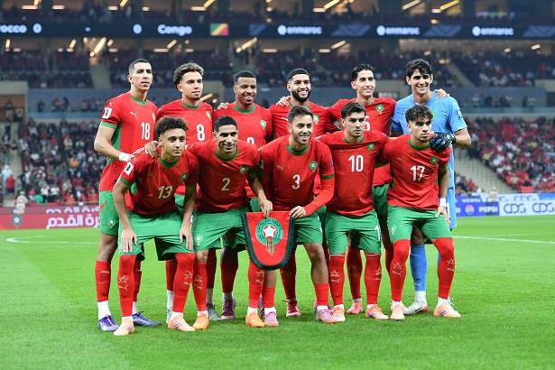 بعثة منتخب الموزمبيق تحطّ رحالها بطنجة استعدادا لمواجهة ودية أمام “الأسود” الجمعة المقبلة