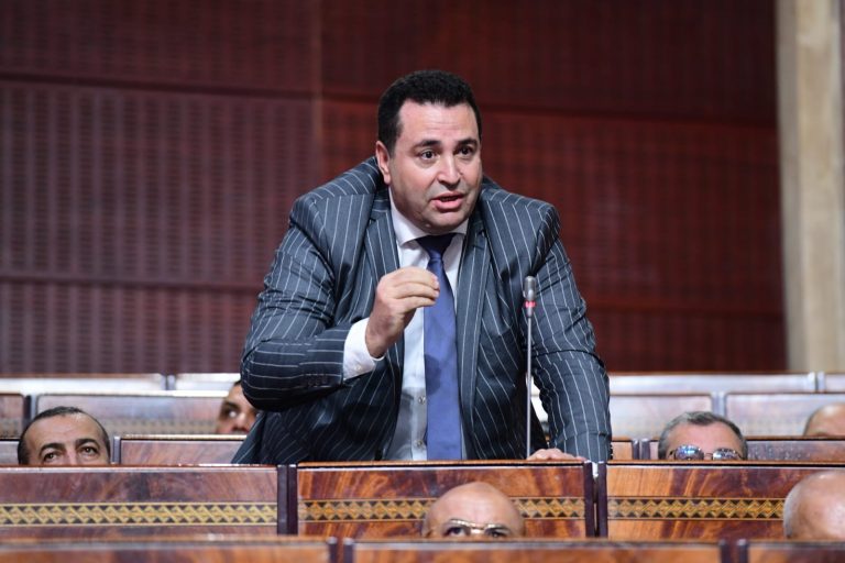 برلماني يكشف اختلالات دعم المقاولات الصغرى: شروط معقدة وإقصاء للمشغل الأول وطنيا