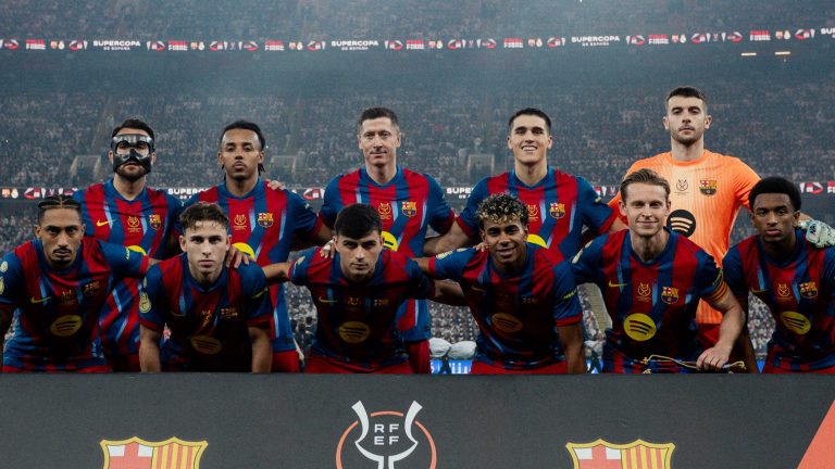 برشلونة تنتصر في كلاسيكو مجنون وتفرض منطقها في نهائي مشتعل