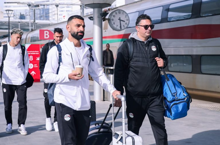 المنتخب المصري يغادر طنجة بعد الخسارة أمام السنغال