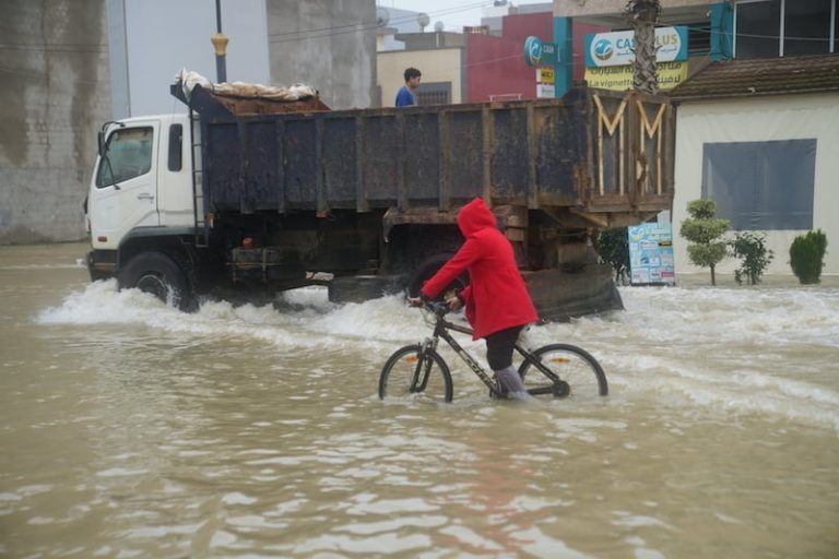 الفيضانات تعلق الدراسة بالقصر الكبير