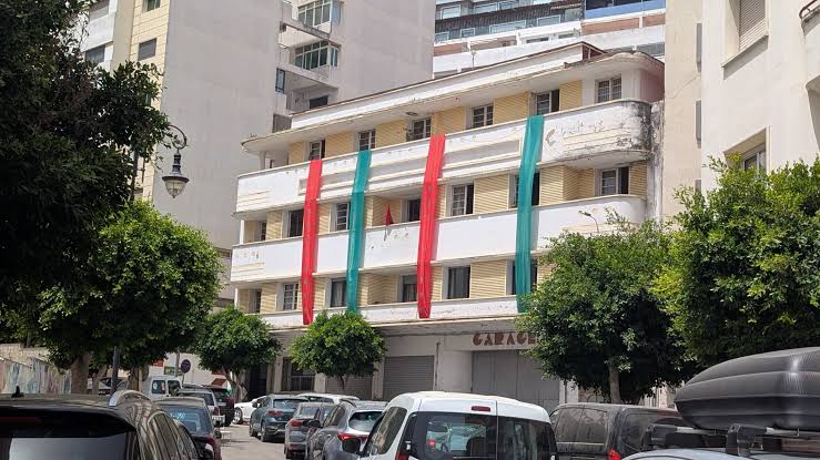 مصور صحافي يتعرض “للكريساج” قرب مقر مقاطعة طنجة المدينة