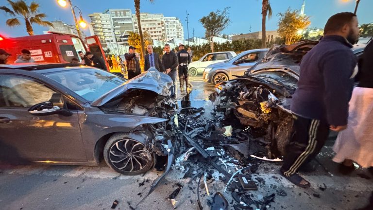 السرعة ترسل أسرة إلى مستعجلات طنجة في حادثة سير مروعة بـ “رياض تطوان”
