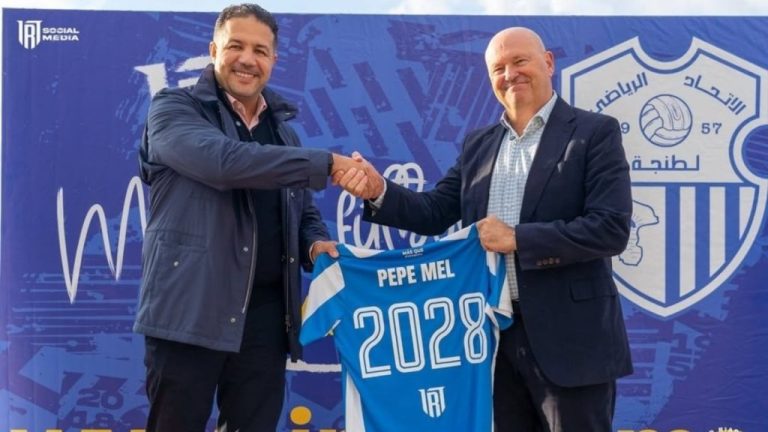 بعد 3 أشهر من التعاقد.. اتحاد طنجة ينهي مهام “بيبي ميل” كمدرب للفريق