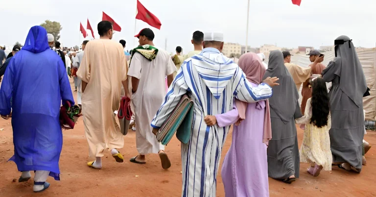 الحكومة تعلن تمديد عطلة عيد الأضحى