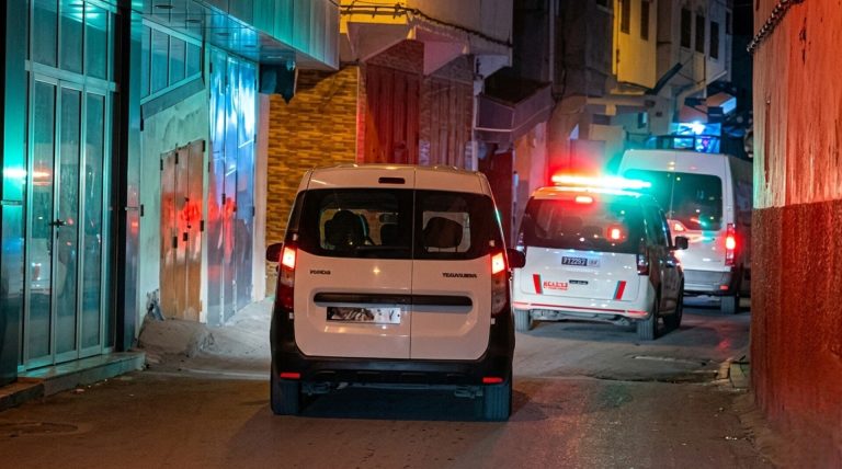 أمن طنجة يباغت “بؤر الانحراف” في بني مكادة ويسقط مروجي مخدرات