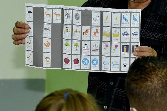 جمود حزبي وركود سياسي يخيمان على طنجة أشهر قبل الانتخابات التشريعية