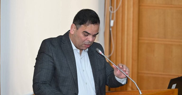 العشيري ينتقد إقصاء “خميس أنجرة” من برامج التهيئة في دورة يوليوز لمجلس جهة طنجة