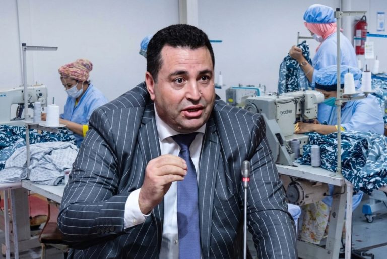 البرلماني الطاهر يحذر الحكومة من انهيار وشيك لقطاع النسيج بطنجة
