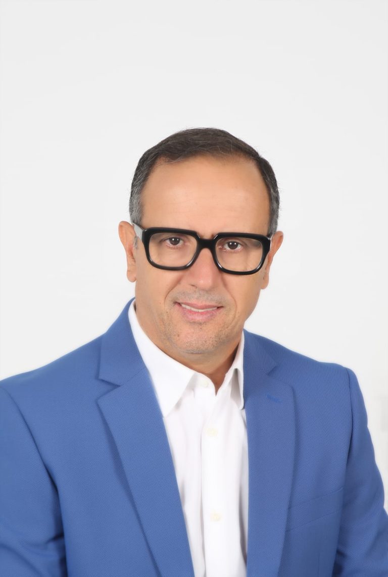 كلمة أخيرة، من يفرط في صوته يفرط في كرامته
